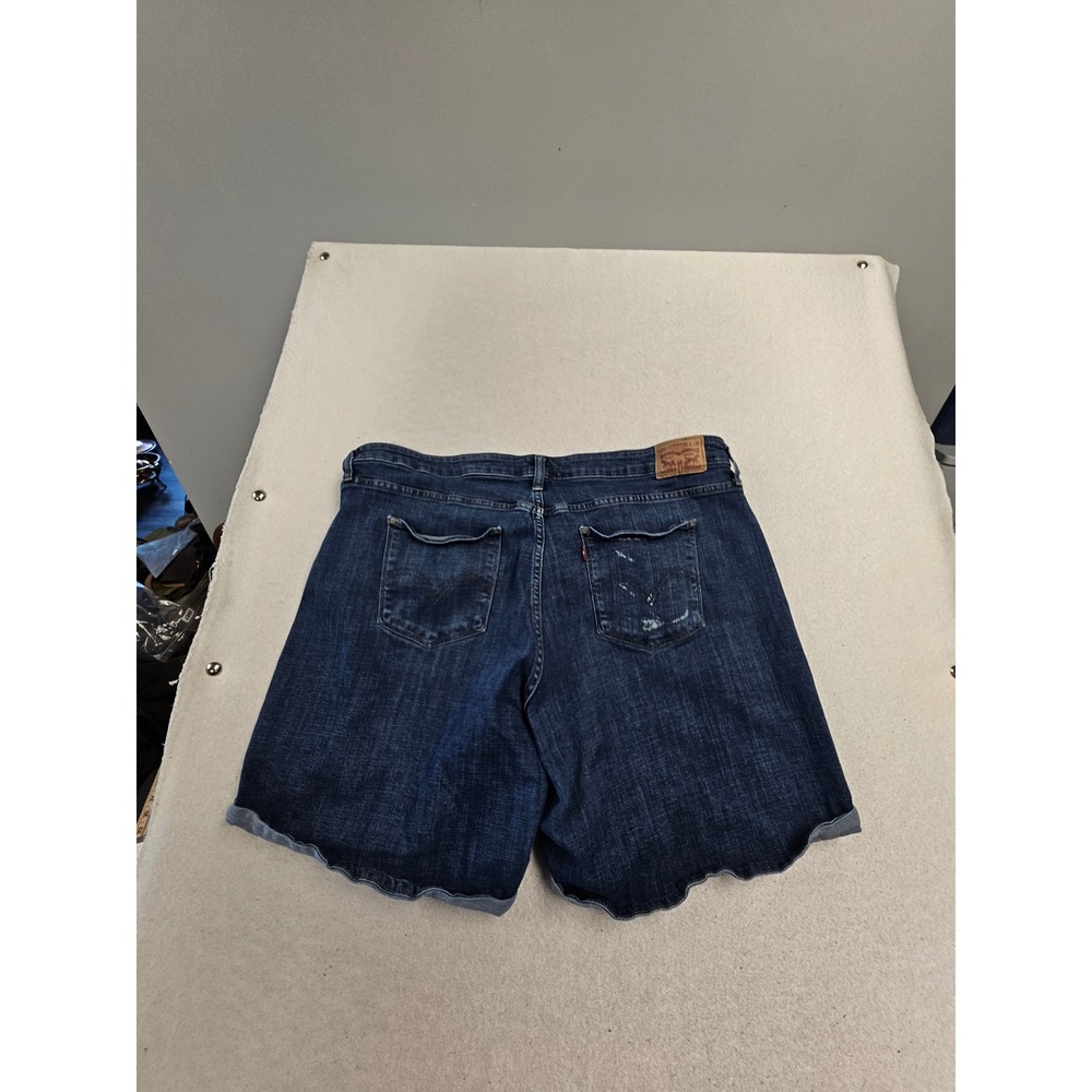 Levis Classic Shorts 20W Dark Wash Distressed Denim Cuffed Jean Shorts